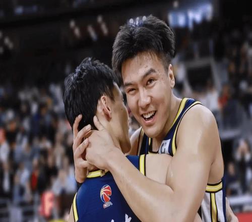 4球员失业王治郅弟子没续约顶薪射手或退役广东放弃拼命三郎