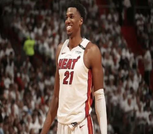 媒体人：上海男篮对怀特塞德试训状态不满意，签约几率较低